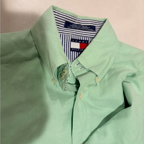 Tommy Hilfiger Men's Sage Green Casual Shirt - Picture 7 of 7